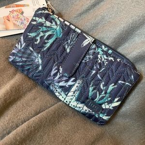 NWT Lug Tram Wallet In Stars & Shells Navy